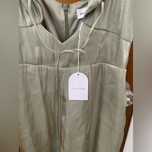 Song of Style Jumpsuit - Picture 6 of 9